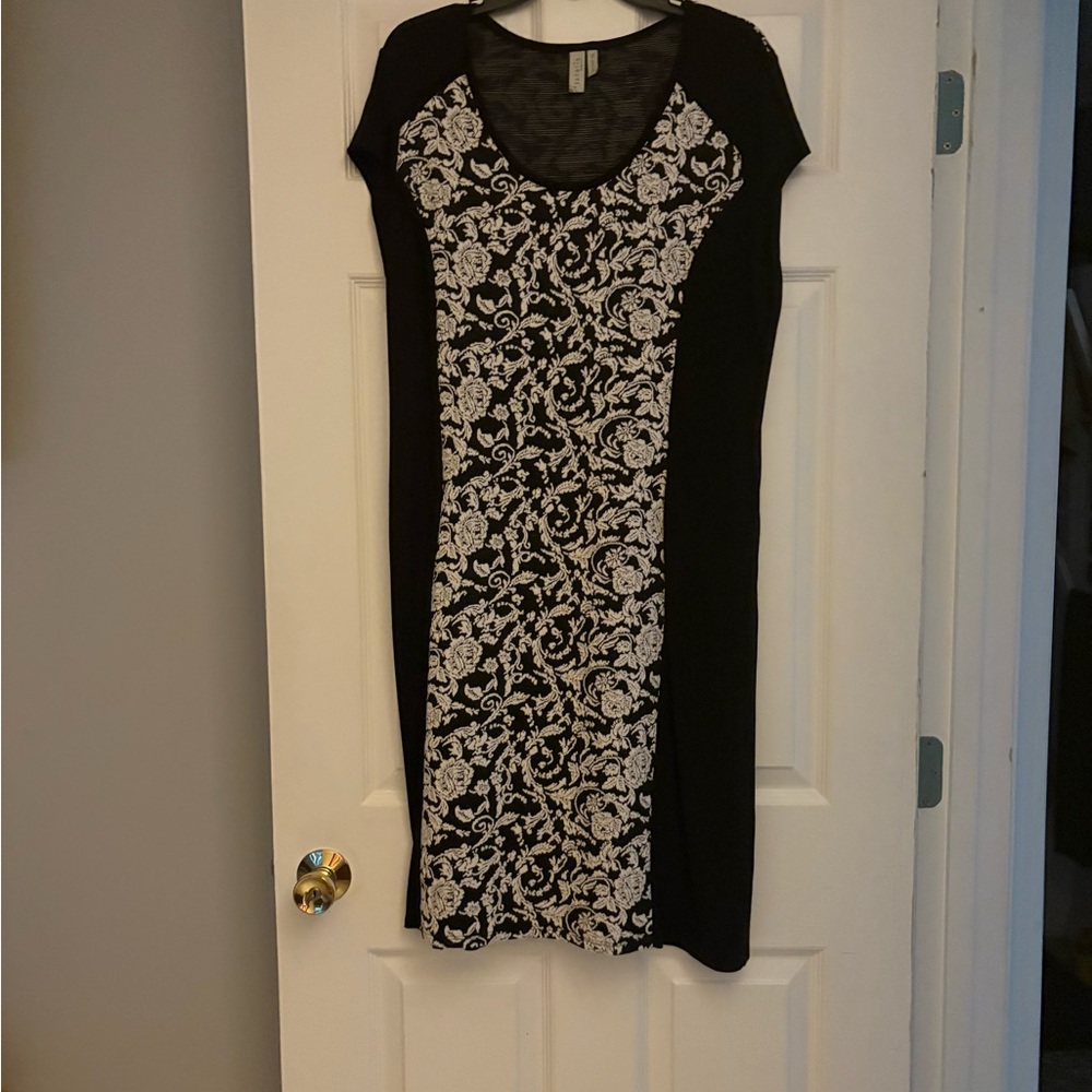 Sahalie Black and Cream Floral Midi Dress